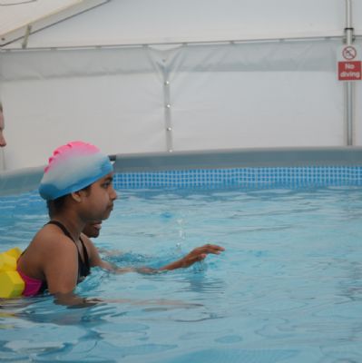 Year5SwimmingandTheOneShow)23)