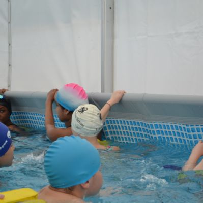 Year5SwimmingandTheOneShow)25)