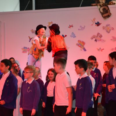 Year5Opera43)