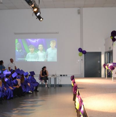 Year6Graduation3)