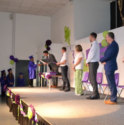 Year6Graduation5)