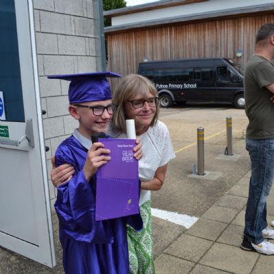 Year6Graduation80)