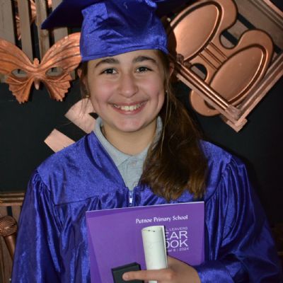 Year6Graduation26)