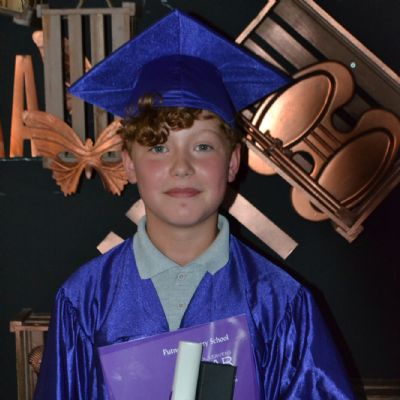 Year6Graduation43)