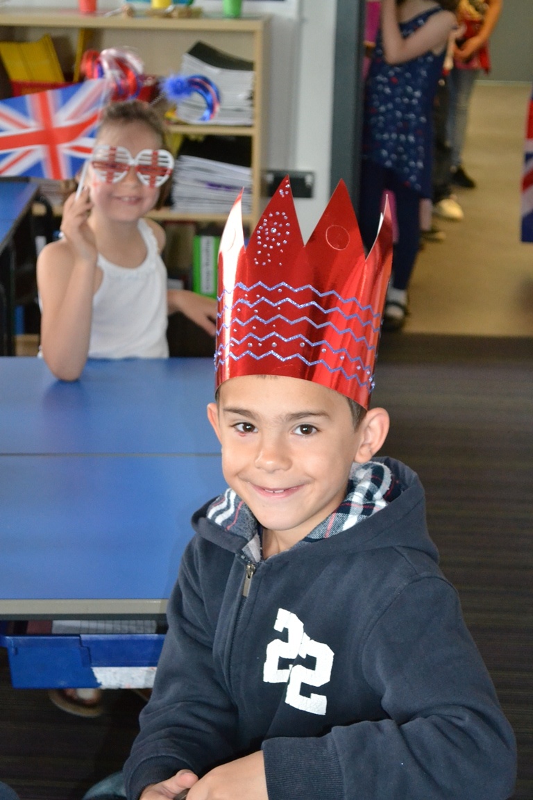 Putnoe Primary School June 2012 Jubilee Fancy Dress